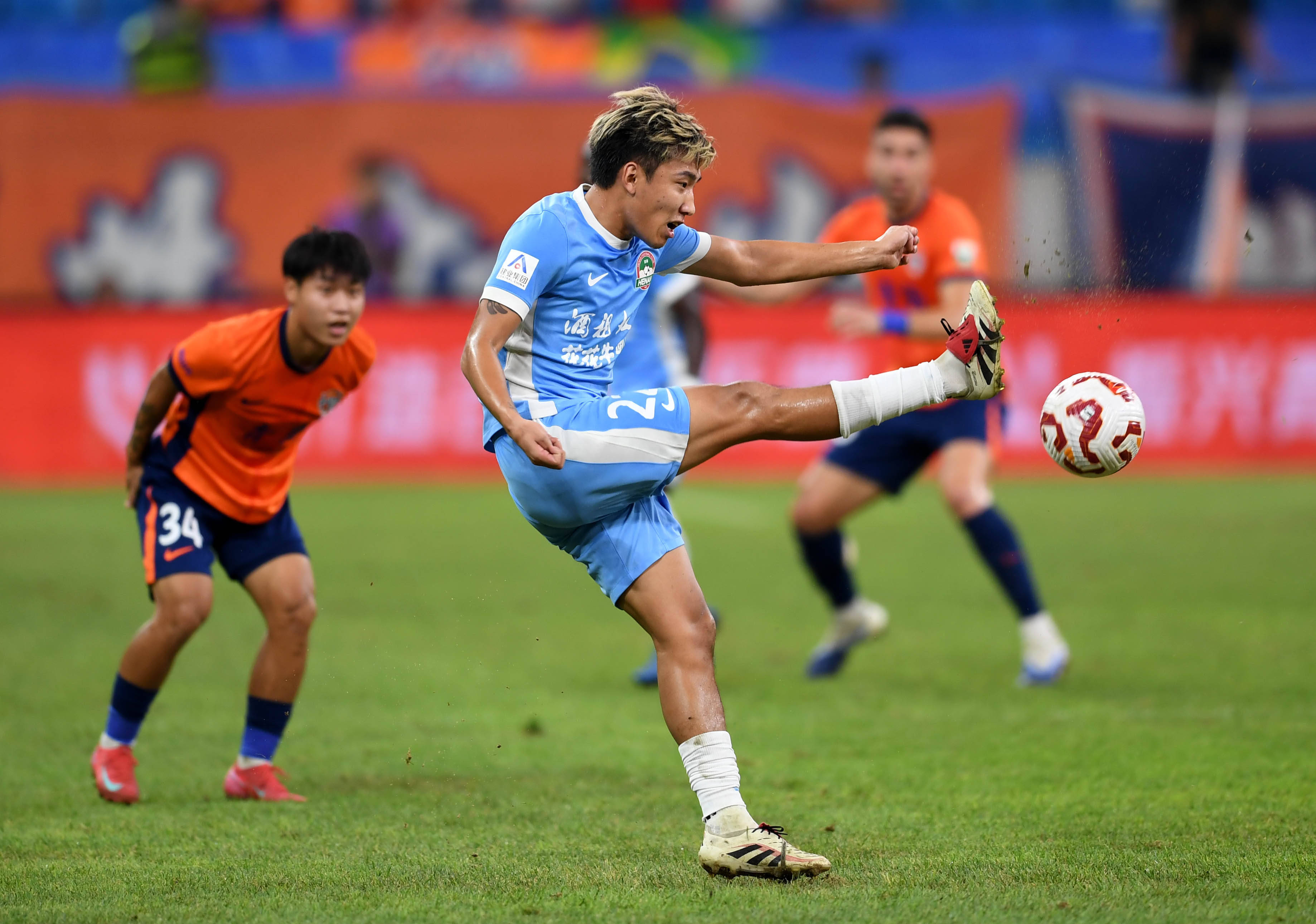 关于今夜中超传出新动向，葡萄牙体育更衣室发声，管理层表态——底气十足，细节决定成败的信息-爱游戏app