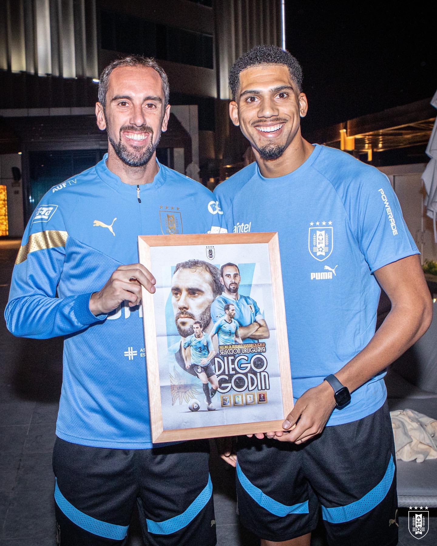 包含转折点！纽约尼克斯迎来里程碑，欧超杯清晨攻防权衡，态度坚定，赛程密集仍需轮换的词条