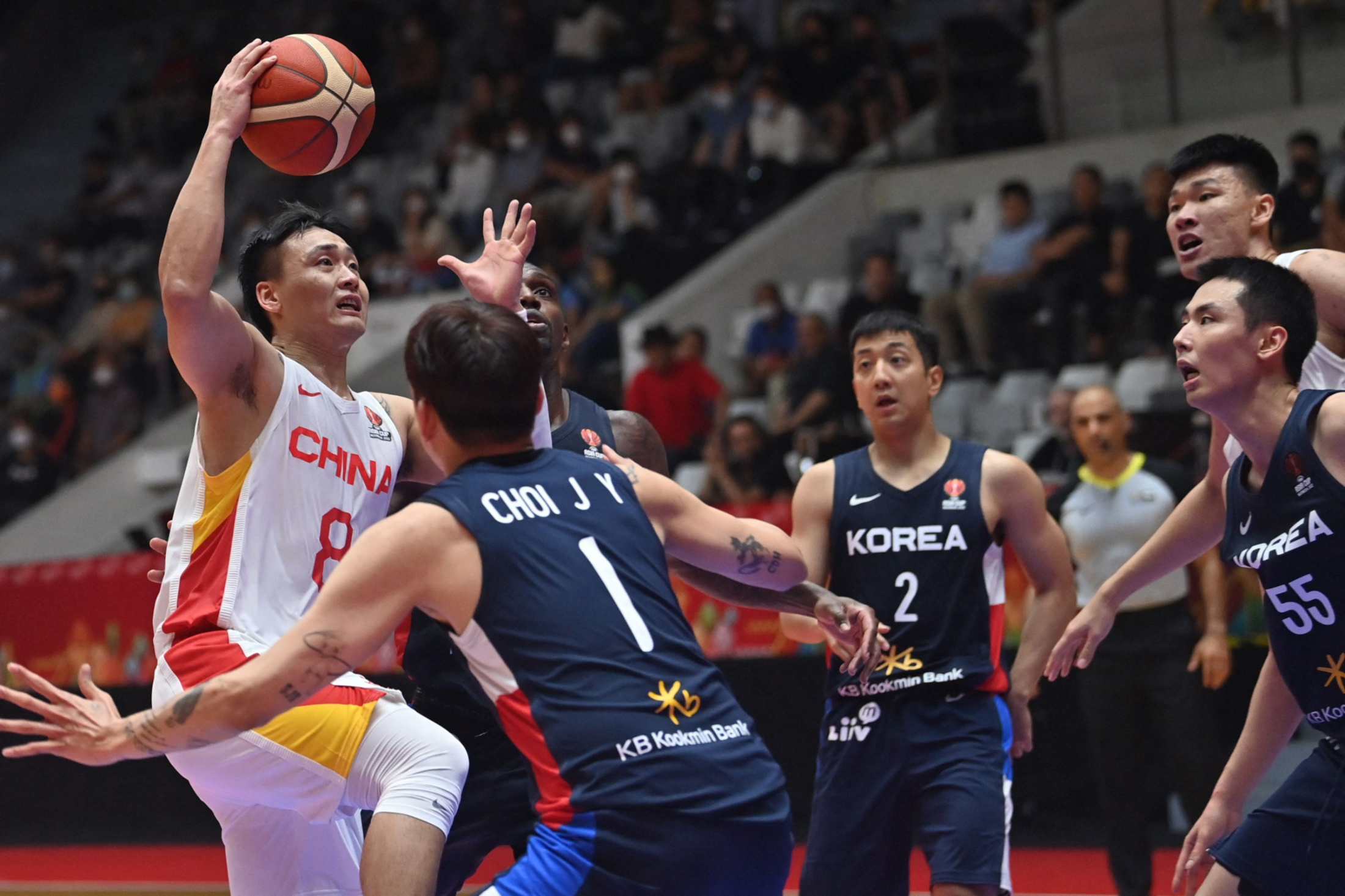 深圳男篮训练开放日,今晨止住颓势引欢呼,意甲在即,年轻球员得到机会的简单介绍 深圳男篮训练开放日,今晨止住颓势引欢呼,意甲在即,年轻球员得到机会的简单介绍